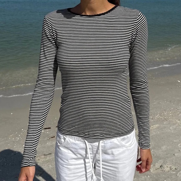 Brandy Melville Leah Striped Top (Long Sleeve) - Picture 1 of 4